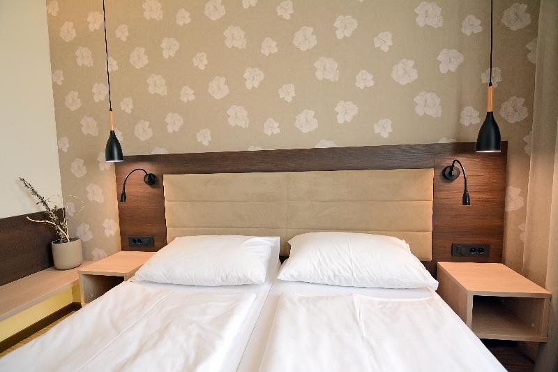 Hotel Gallus Sesvete Buitenkant foto
